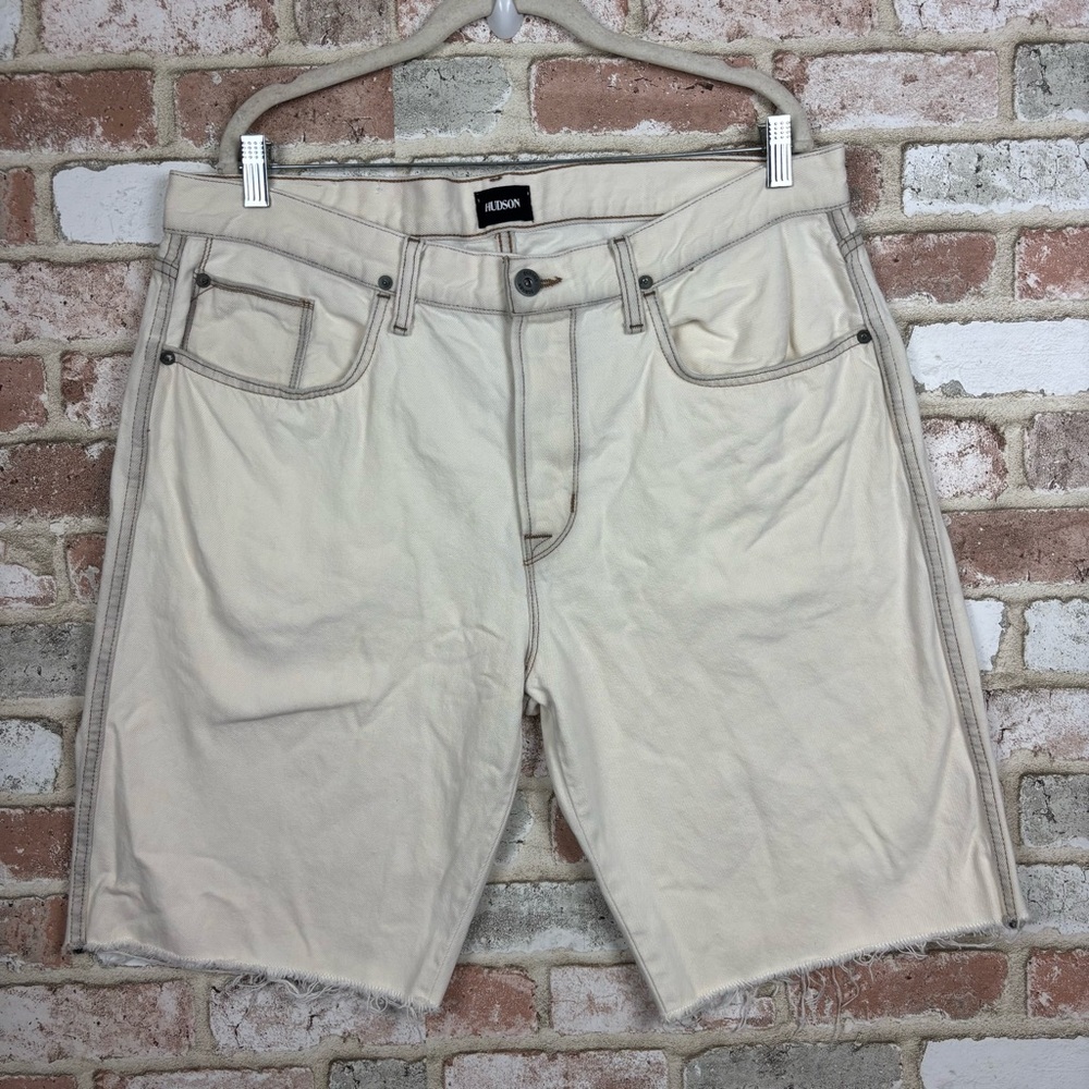 Hudson Mens DIXON Shorts Size 38 Denim Off White Cutoff Style Frayed Hem Button